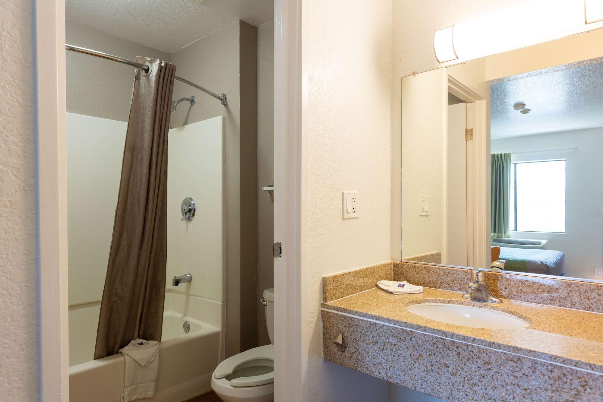 Motel 6-Camp Springs, Dc - South קאמפ ספרינגס מראה חיצוני תמונה