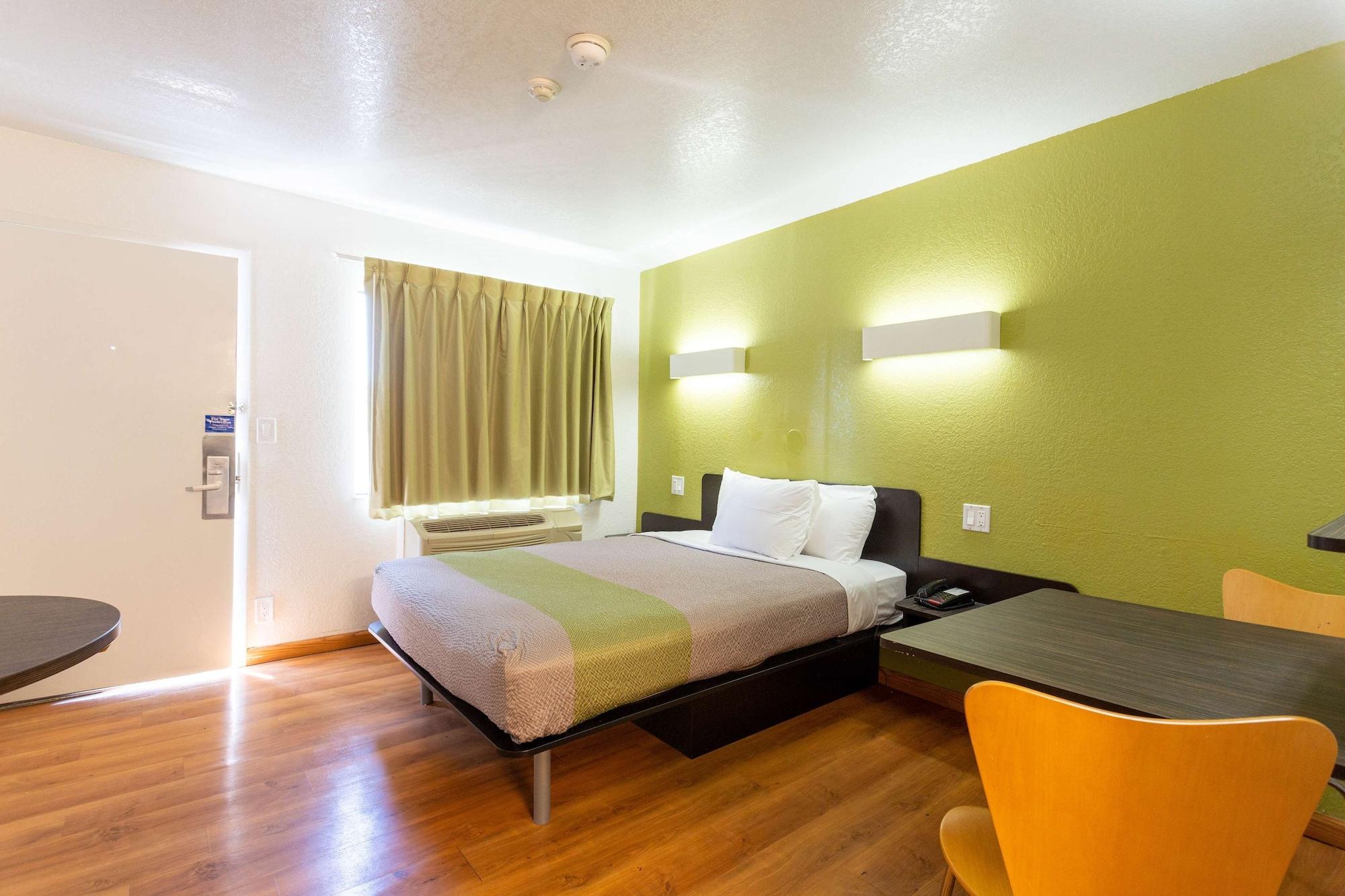 Motel 6-Camp Springs, Dc - South קאמפ ספרינגס מראה חיצוני תמונה