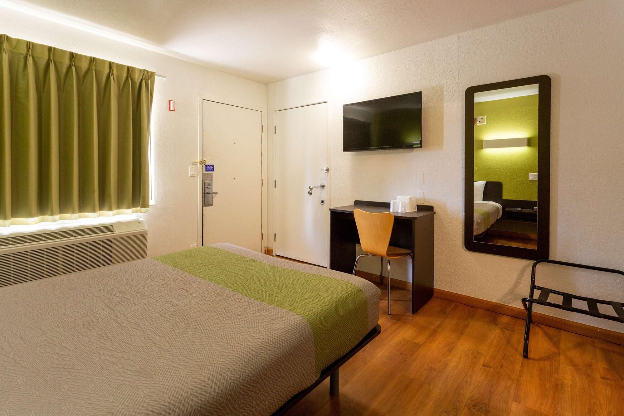 Motel 6-Camp Springs, Dc - South קאמפ ספרינגס מראה חיצוני תמונה