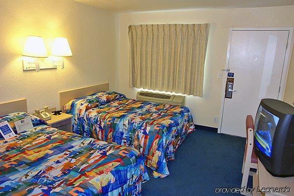 Motel 6-Camp Springs, Dc - South קאמפ ספרינגס מראה חיצוני תמונה