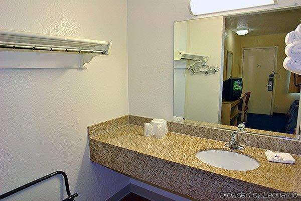 Motel 6-Camp Springs, Dc - South קאמפ ספרינגס מראה חיצוני תמונה
